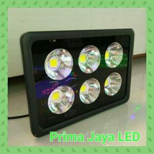 Lampu Tembak LED 200W