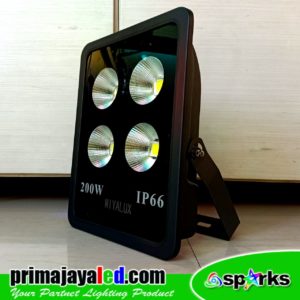 Lampu LED Floodlight 200w