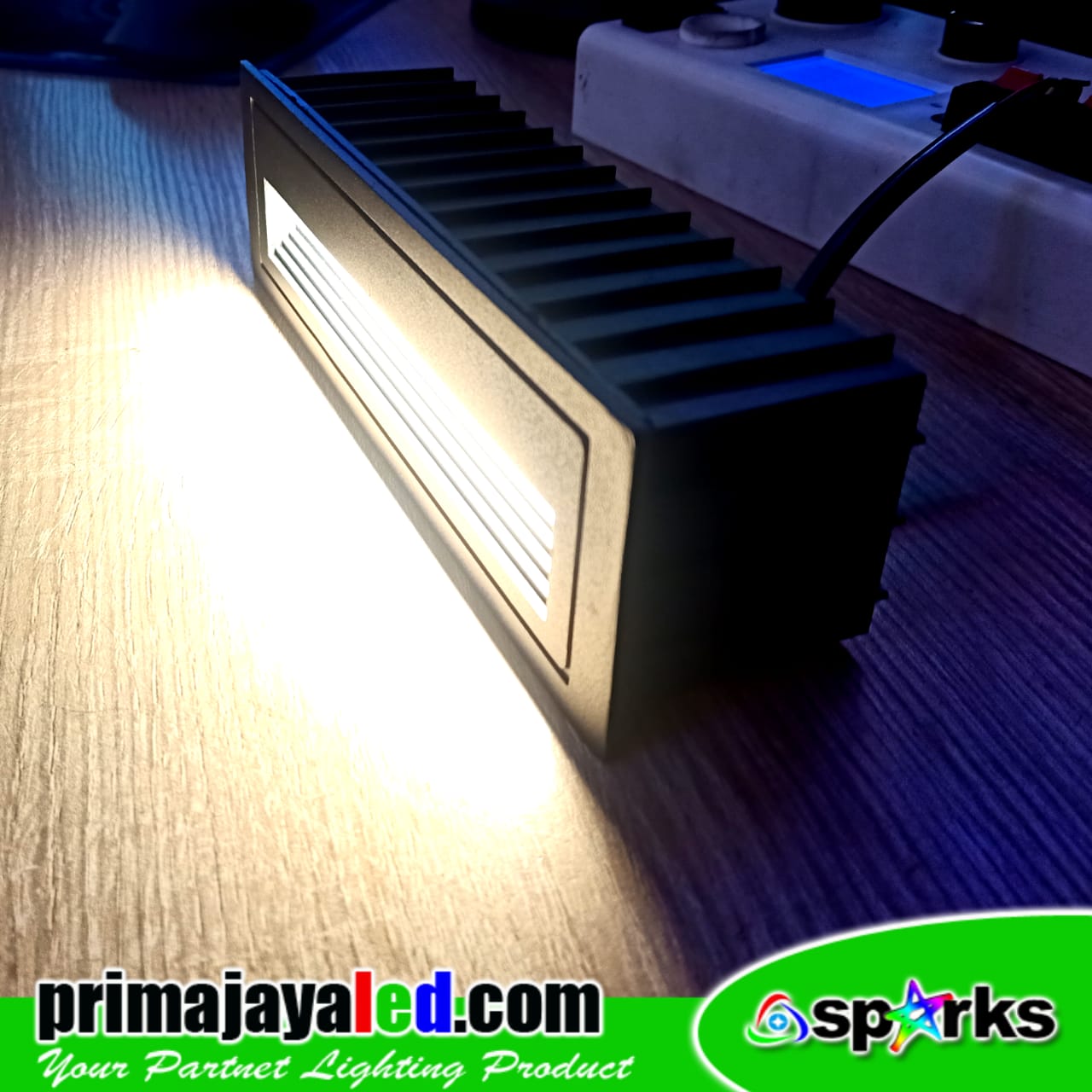  Lampu  Tanam Dinding Tangga  6 Watt  Prima Jaya LED
