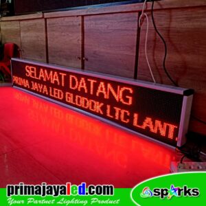 Running Teks LED 229 x 37 cm Merah