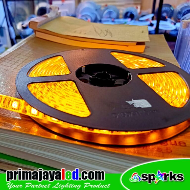  Lampu  LED  Strip 12V Yellow Panjang  5  Meter  Prima Jaya LED 