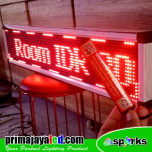 Running Teks LED 1 Meter Merah Koneksi Wifi