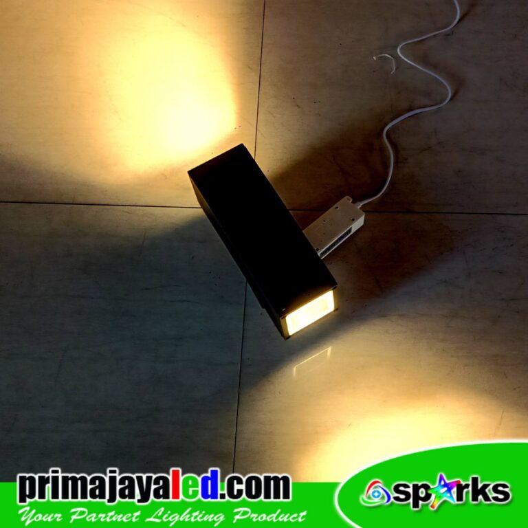 Kap Lampu Dinding 2 Arah E27