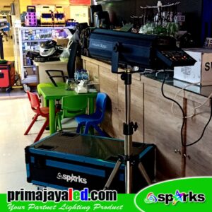 Lampu Panggung Follow Spot 230 Spark